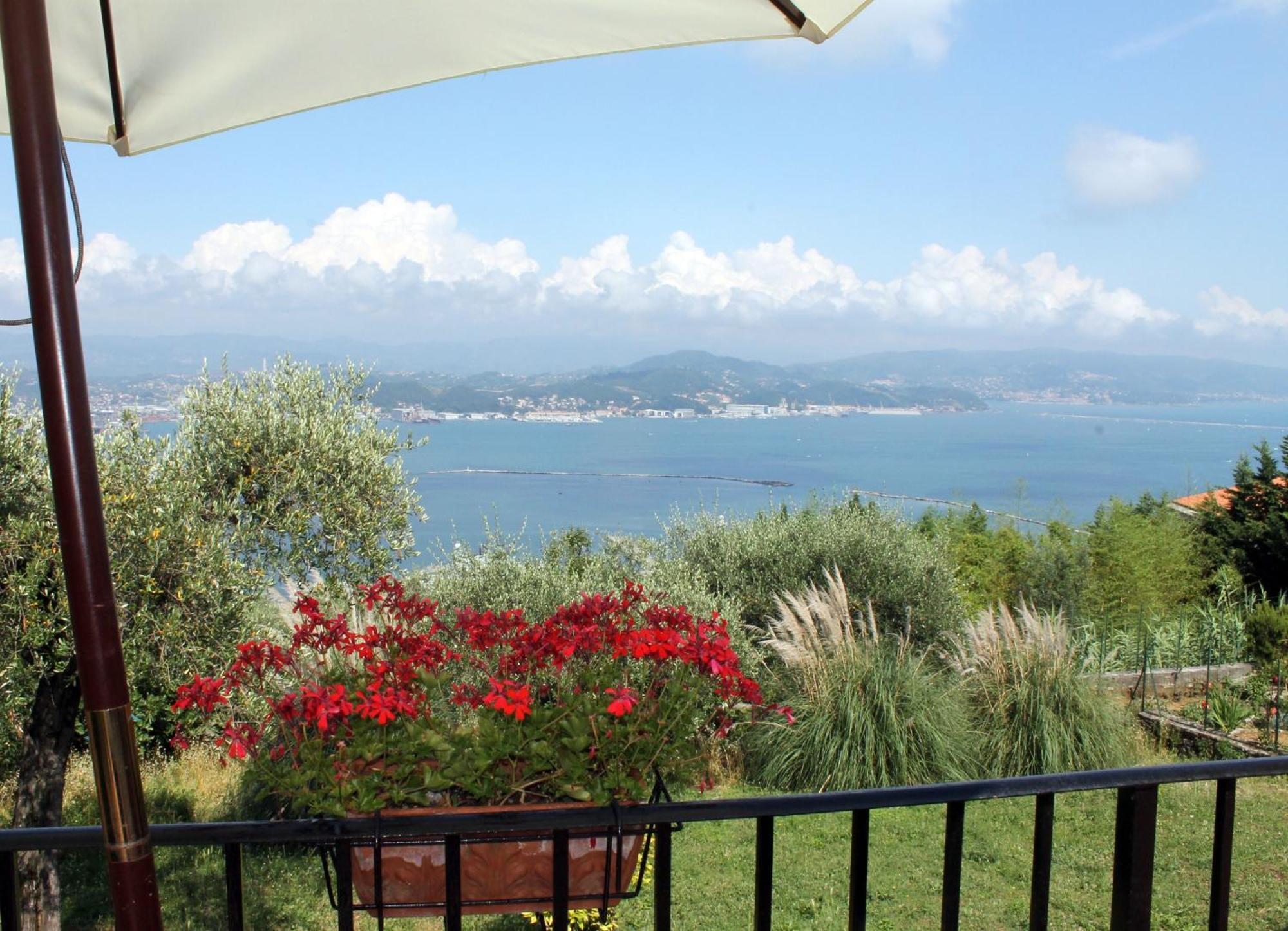 לה ספציה Agriturismo Terrazza Sul Golfo - Il Casale מראה חיצוני תמונה